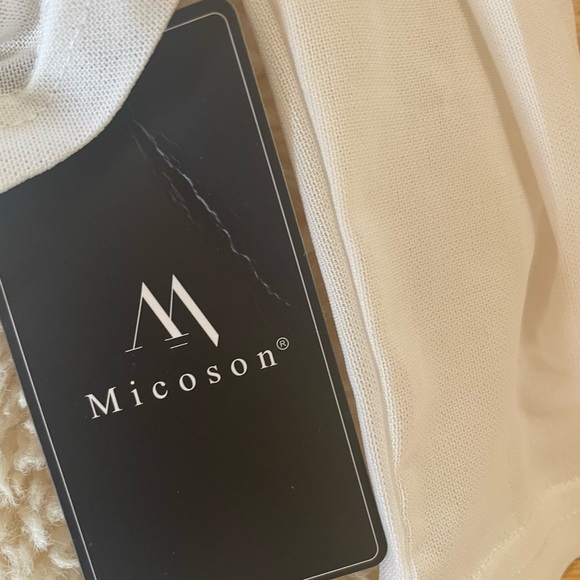 *NWT Micoson Mesh Cutout white top - Picture 3 of 8